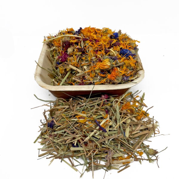 Natural Nibbles Timothy Hay Bowl 60g